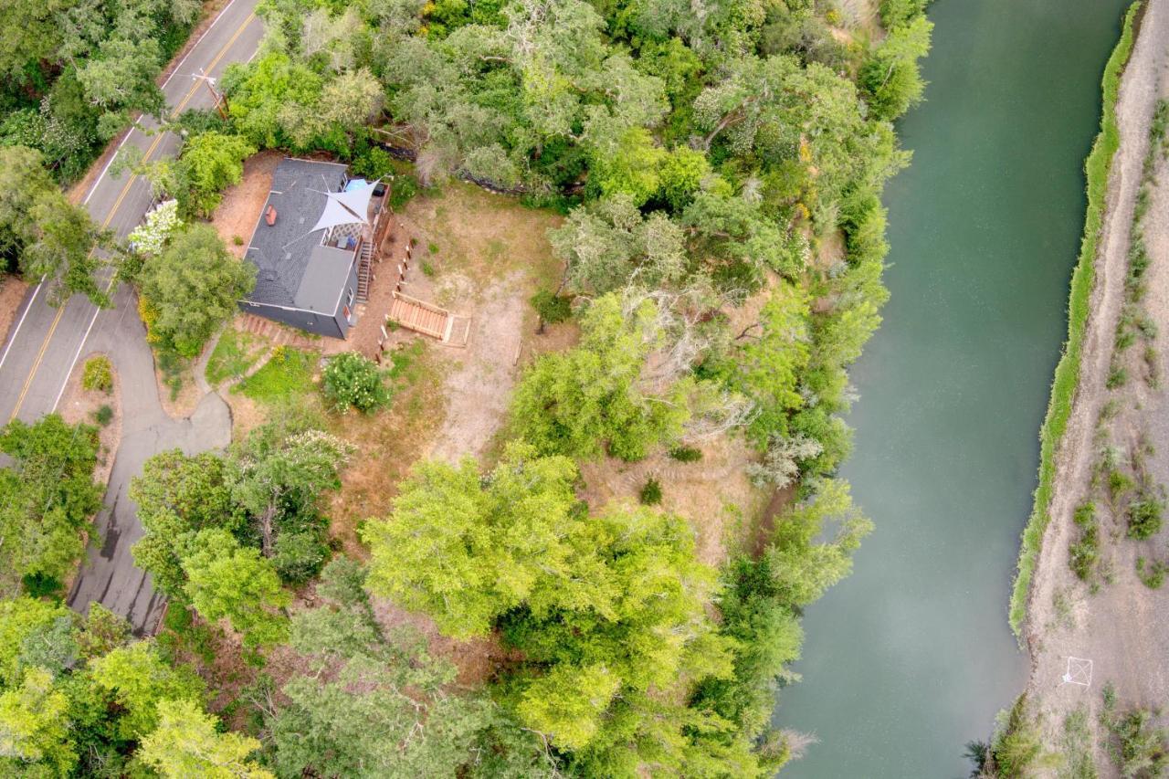Rivers Breeze Relaxing Riverside Cabin With Private Suite Kayaks Healdsburg Ngoại thất bức ảnh